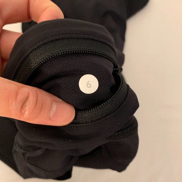 lululemon speed up shorts size 6 - Picture 12 of 15